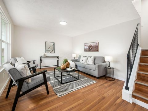 Tiny photo for 1428 Geers Place, Columbus, OH 43206 (MLS # 225045570)