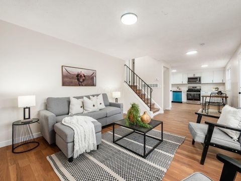 Tiny photo for 1428 Geers Place, Columbus, OH 43206 (MLS # 225045570)