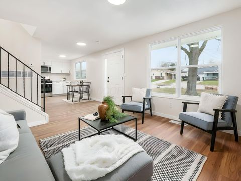 Tiny photo for 1428 Geers Place, Columbus, OH 43206 (MLS # 225045570)