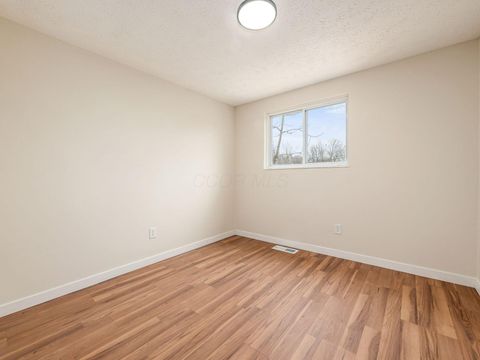 Tiny photo for 1428 Geers Place, Columbus, OH 43206 (MLS # 225045570)