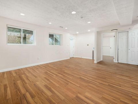 Tiny photo for 1428 Geers Place, Columbus, OH 43206 (MLS # 225045570)