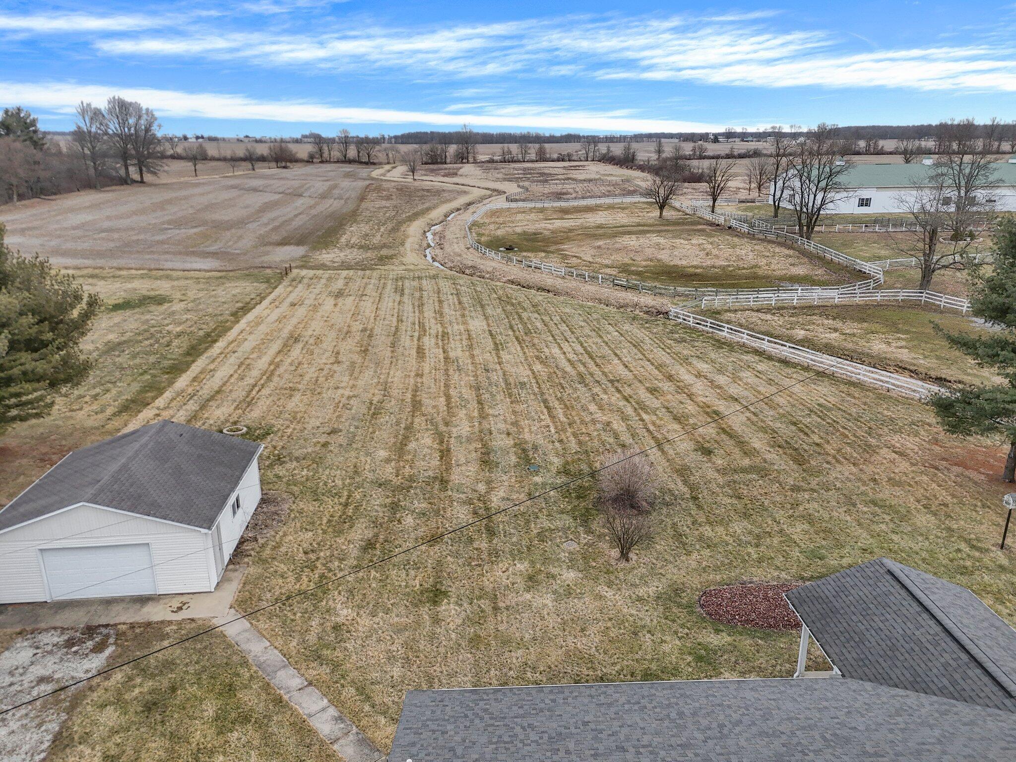626 N County Line Road, Sunbury, Ohio image 47