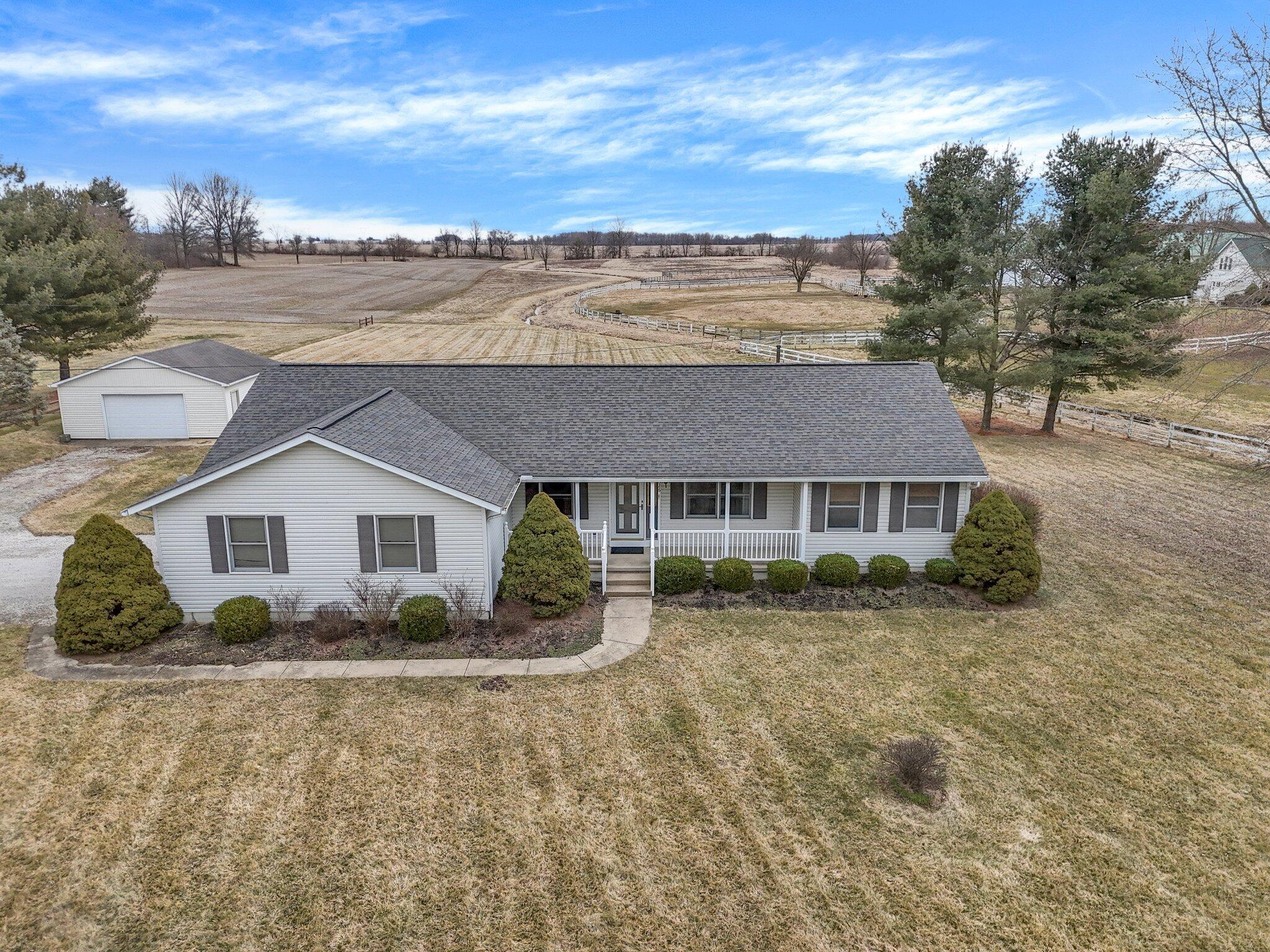626 N County Line Road, Sunbury, Ohio image 6