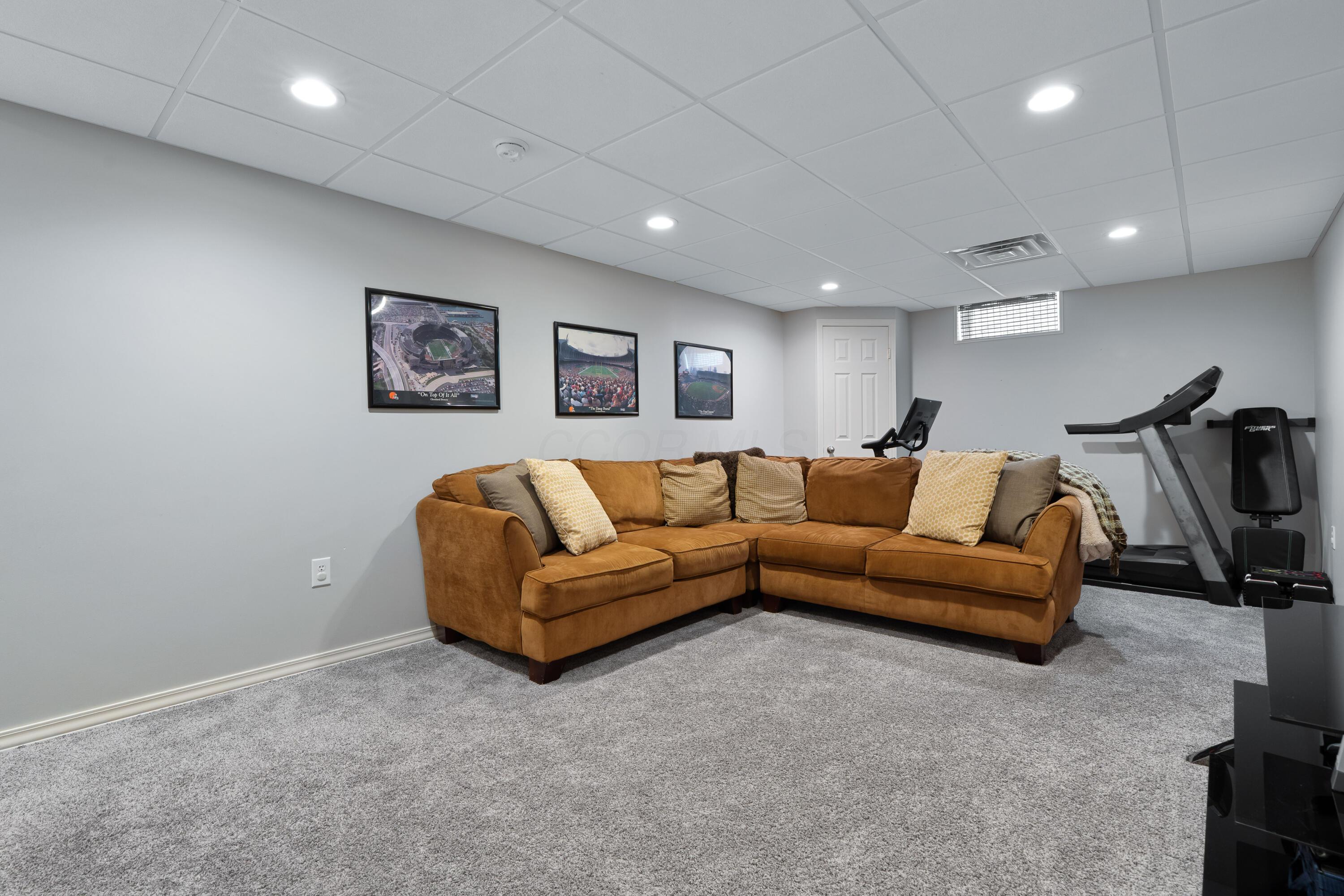 6390 Morrisey Place, Dublin, Ohio image 40