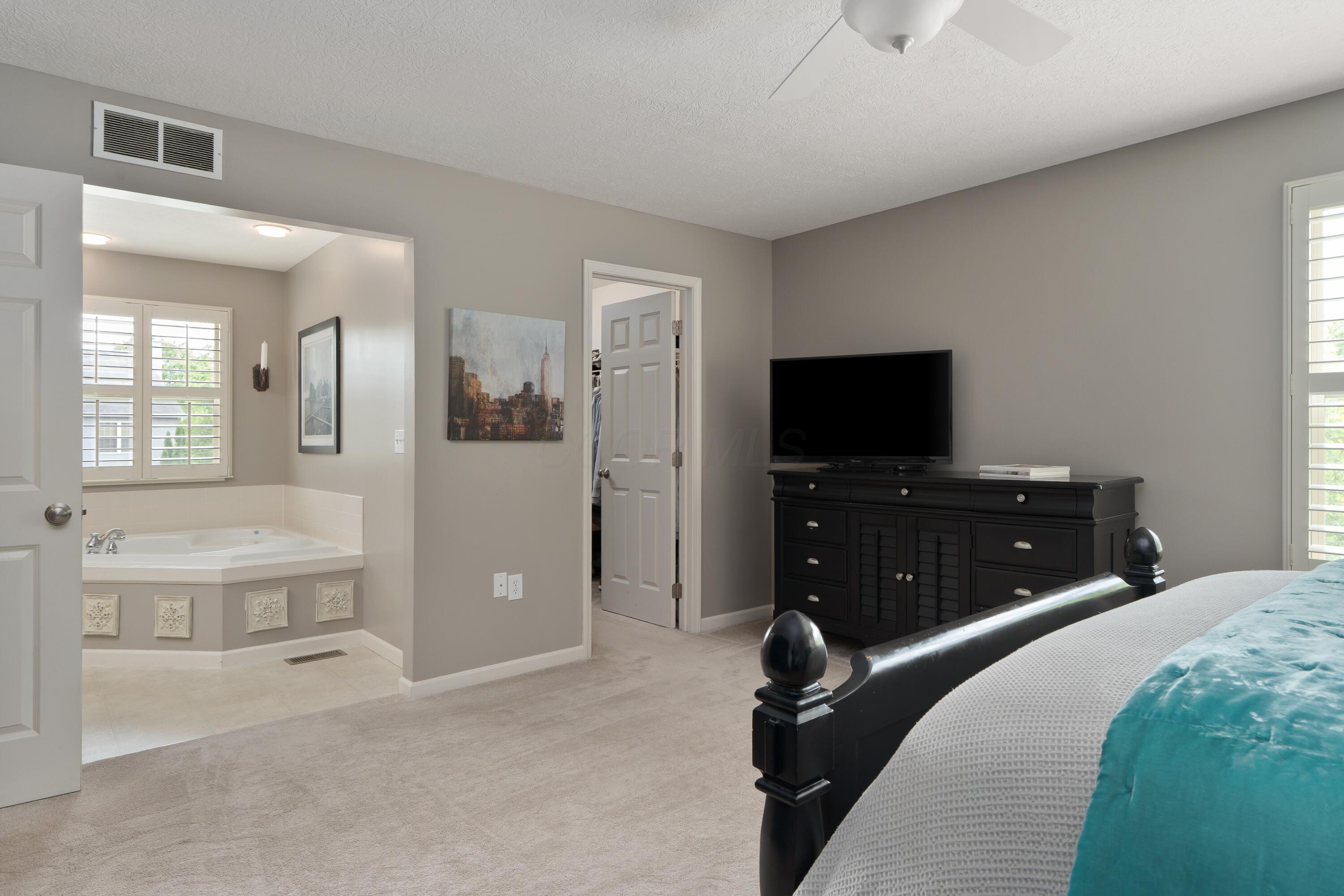 6390 Morrisey Place, Dublin, Ohio image 28