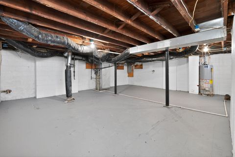 Tiny photo for 641 S Warren Avenue, Columbus, OH 43204 (MLS # 226003528)