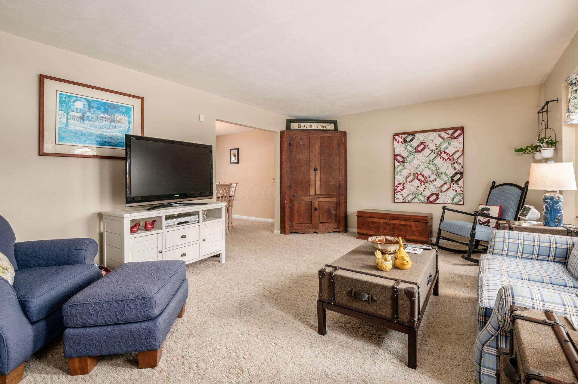 108 Daniel Drive, Westerville, Ohio image 3
