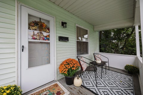 Tiny photo for 1008 E Whittier Street, Columbus, OH 43206 (MLS # 226036388)