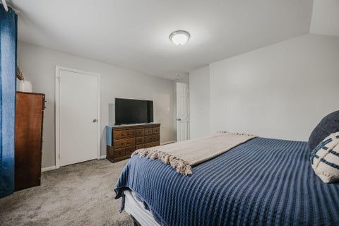 Tiny photo for 1008 E Whittier Street, Columbus, OH 43206 (MLS # 226036388)