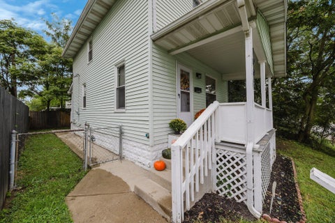 Tiny photo for 1008 E Whittier Street, Columbus, OH 43206 (MLS # 226036388)