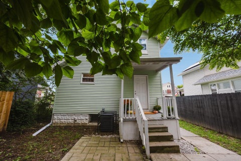 Tiny photo for 1008 E Whittier Street, Columbus, OH 43206 (MLS # 226036388)