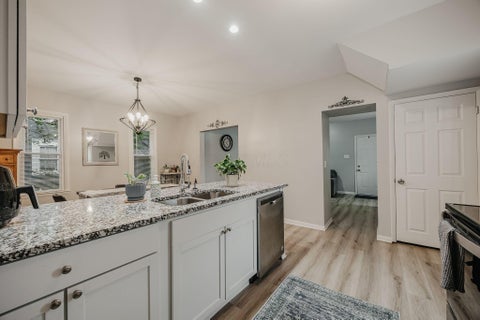 Tiny photo for 1008 E Whittier Street, Columbus, OH 43206 (MLS # 226036388)