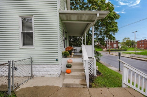 Tiny photo for 1008 E Whittier Street, Columbus, OH 43206 (MLS # 226036388)