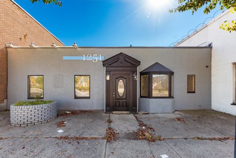 Photo of 1251 W Broad, Columbus, OH 43222 (MLS # 226008235)