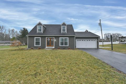 Photo of 1540 Adak Avenue, Lima, OH 45805 (MLS # 226000587)