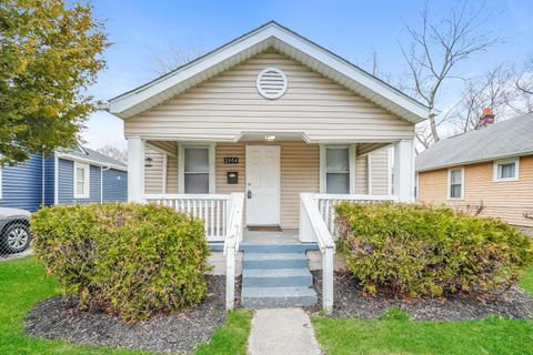Photo of 2864 E 10th Avenue, Columbus, OH 43219 (MLS # 226007105)