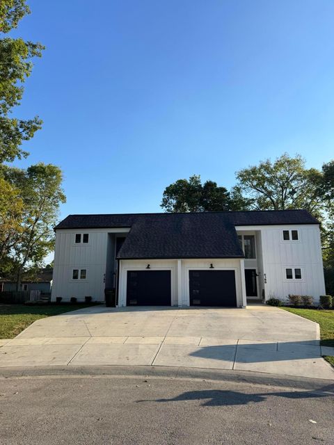 Photo of 6388 Wolcott Court, Dublin, OH 43017 (MLS # 226014400)