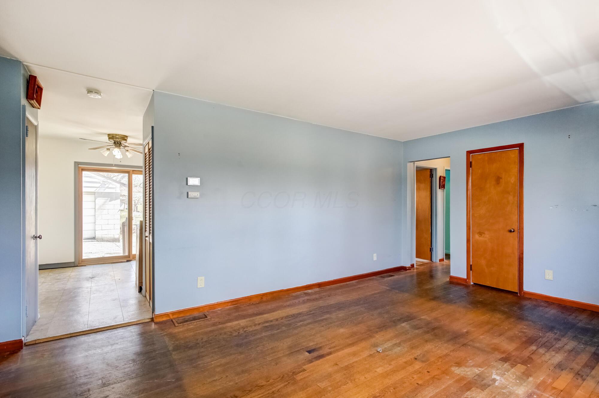 252 Old Village Road, Columbus, Ohio image 8