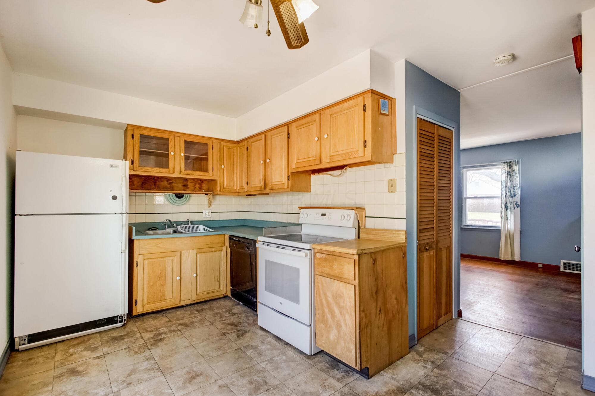 252 Old Village Road, Columbus, Ohio image 13