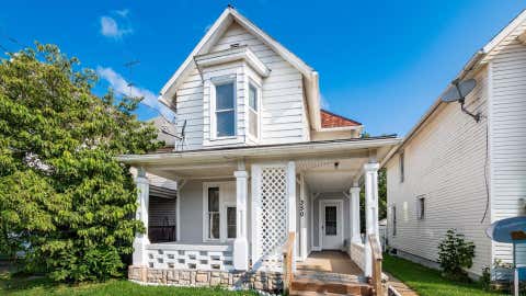 Photo of 350 W Main Street, Newark, OH 43055 (MLS # 226028871)