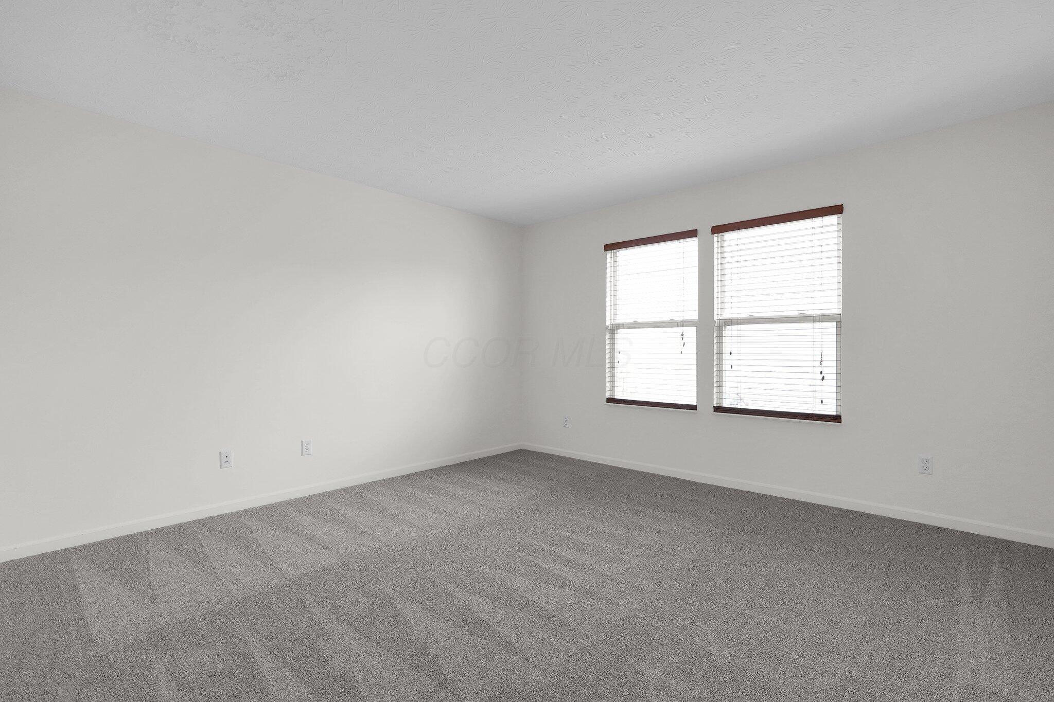 1065 Hartford Lane, London, Ohio image 15