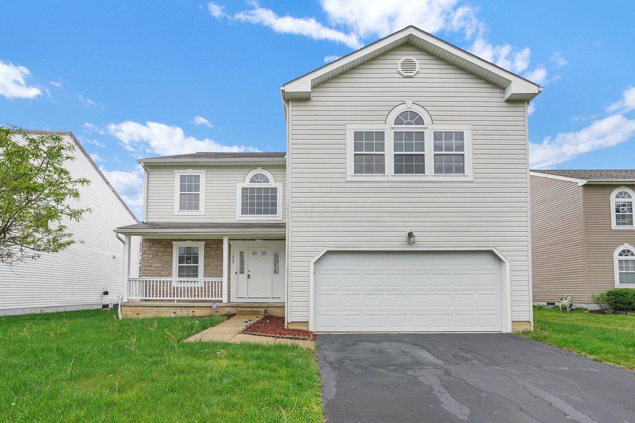 1065 Hartford Lane, London, Ohio image 2