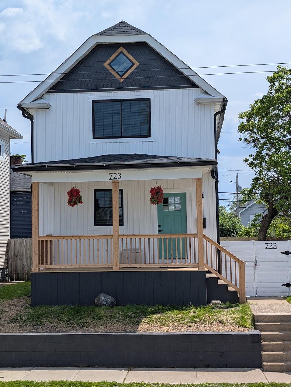 723 Stewart Avenue