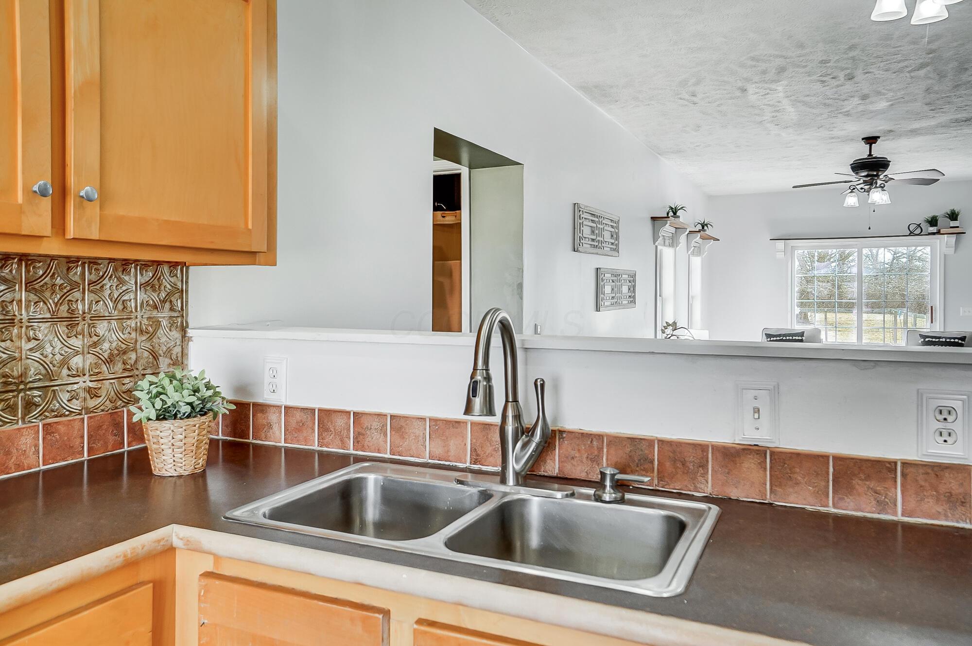 1288 Horseshoe Road, Delaware, Ohio image 17