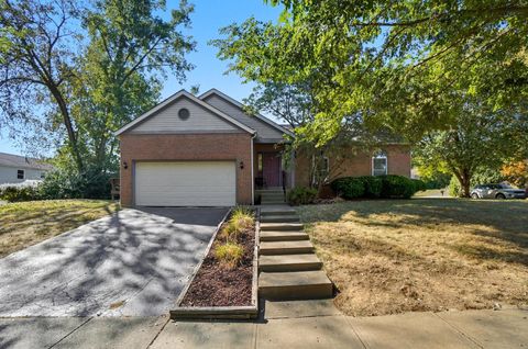 Photo of 2961 Pinecone Lane, Columbus, OH 43231 (MLS # 225038296)