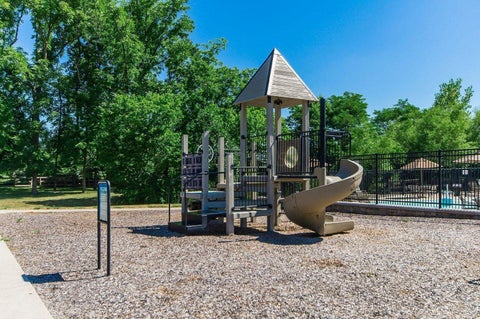 Tiny photo for 1321 Ironwood Drive, Grove City, OH 43123 (MLS # 226041304)
