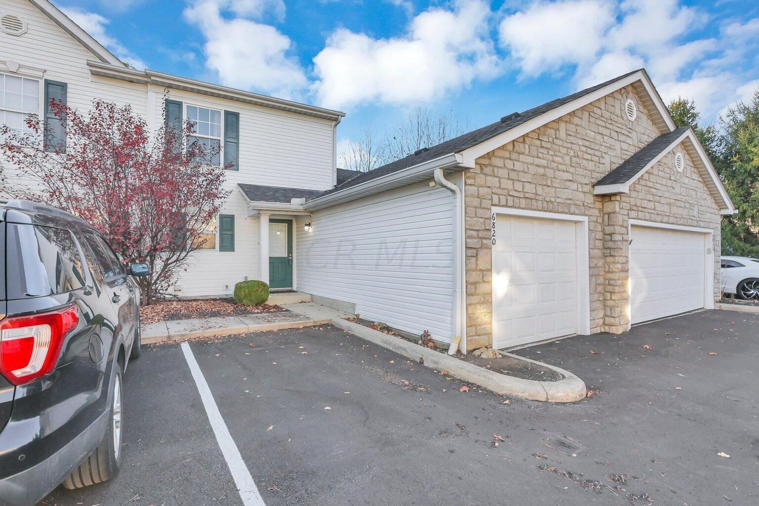 6820 Axtel Drive 22D