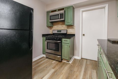 Tiny photo for 676 Wager Street, Columbus, OH 43206 (MLS # 225037250)