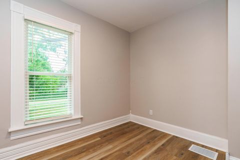 Tiny photo for 676 Wager Street, Columbus, OH 43206 (MLS # 225037250)