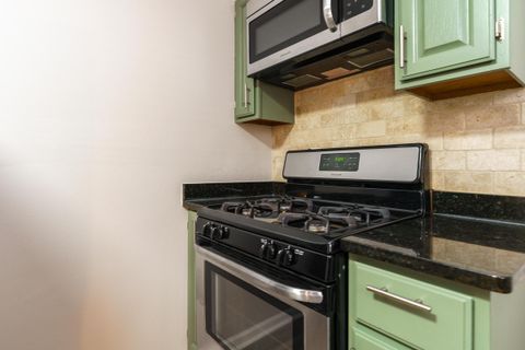 Tiny photo for 676 Wager Street, Columbus, OH 43206 (MLS # 225037250)