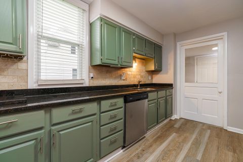 Tiny photo for 676 Wager Street, Columbus, OH 43206 (MLS # 225037250)