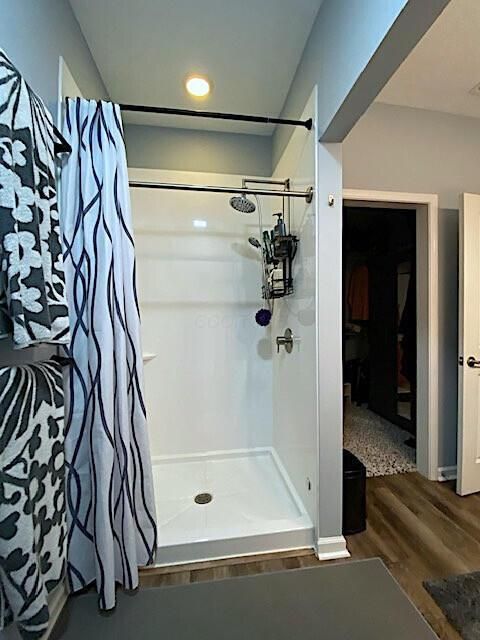 Tiny photo for 4353 Parkway Centre Drive 31 #31, Grove City, OH 43123 (MLS # 225044722)