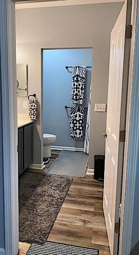 Tiny photo for 4353 Parkway Centre Drive 31 #31, Grove City, OH 43123 (MLS # 225044722)