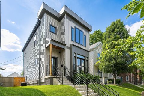 Photo of 1419 N 4th Street, Columbus, OH 43201 (MLS # 226026997)