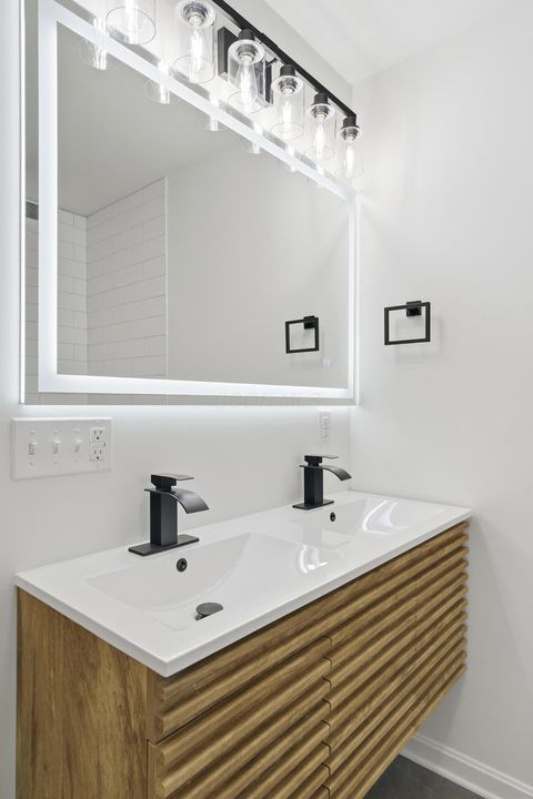 Tiny photo for 1330 Frebis Avenue, Columbus, OH 43206 (MLS # 226000914)