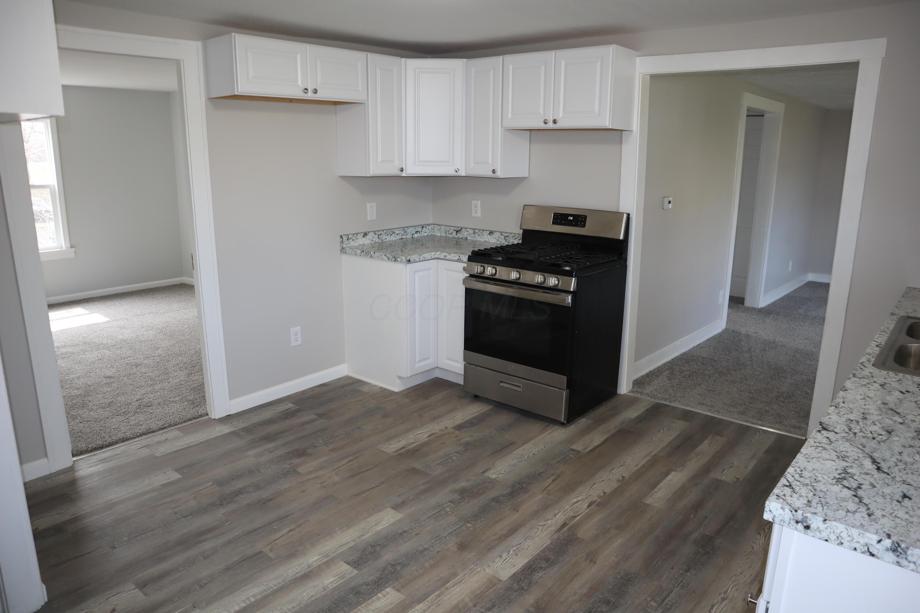 15 S Buckles Avenue, Jamestown, Ohio image 3