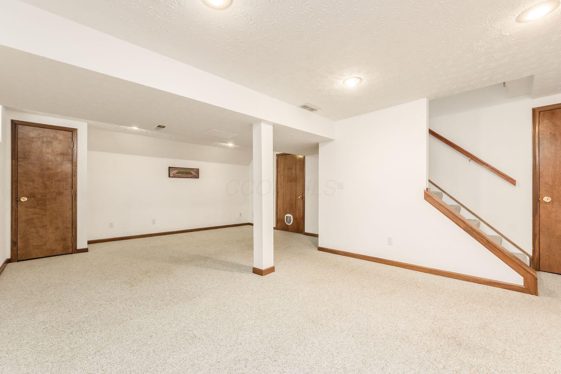 4509 Big Walnutview Drive, Columbus, Ohio image 17