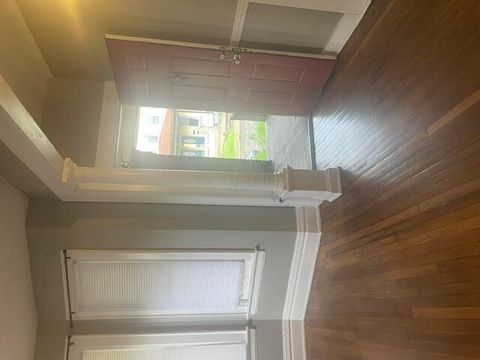 Homes For Sale - 381 Linwood Avenue<br/> Columbus, OH 43205