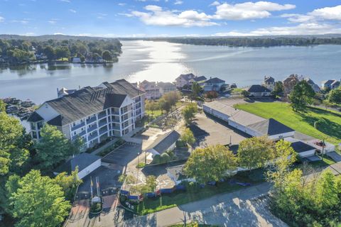 Photo of 4401 Hunts Landing Road 202 #202, Hebron, OH 43025 (MLS # 225038812)