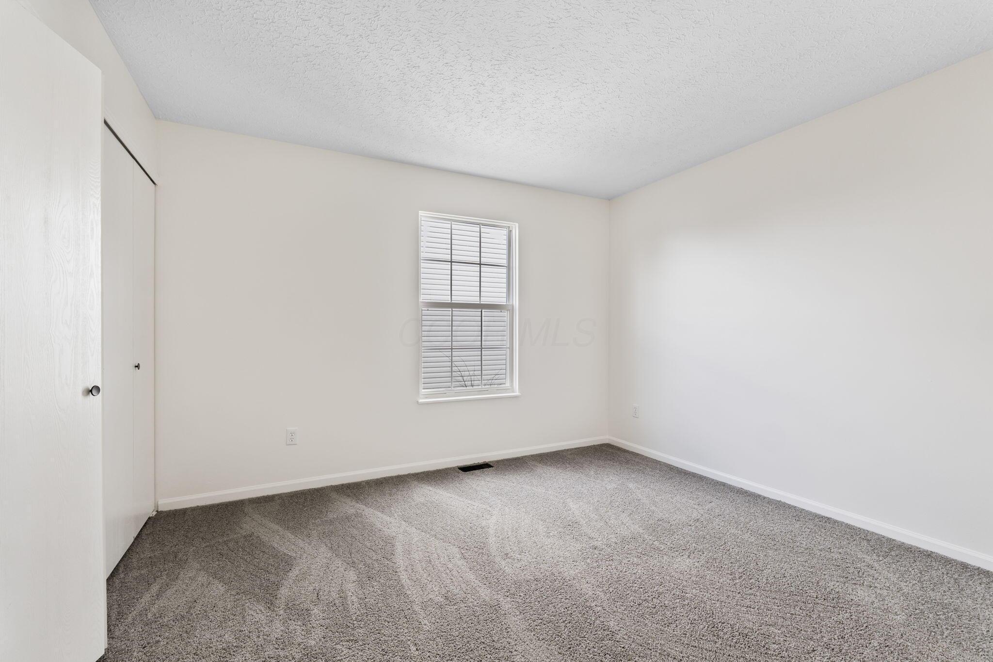 447 Courtland Lane, Pickerington, Ohio image 28