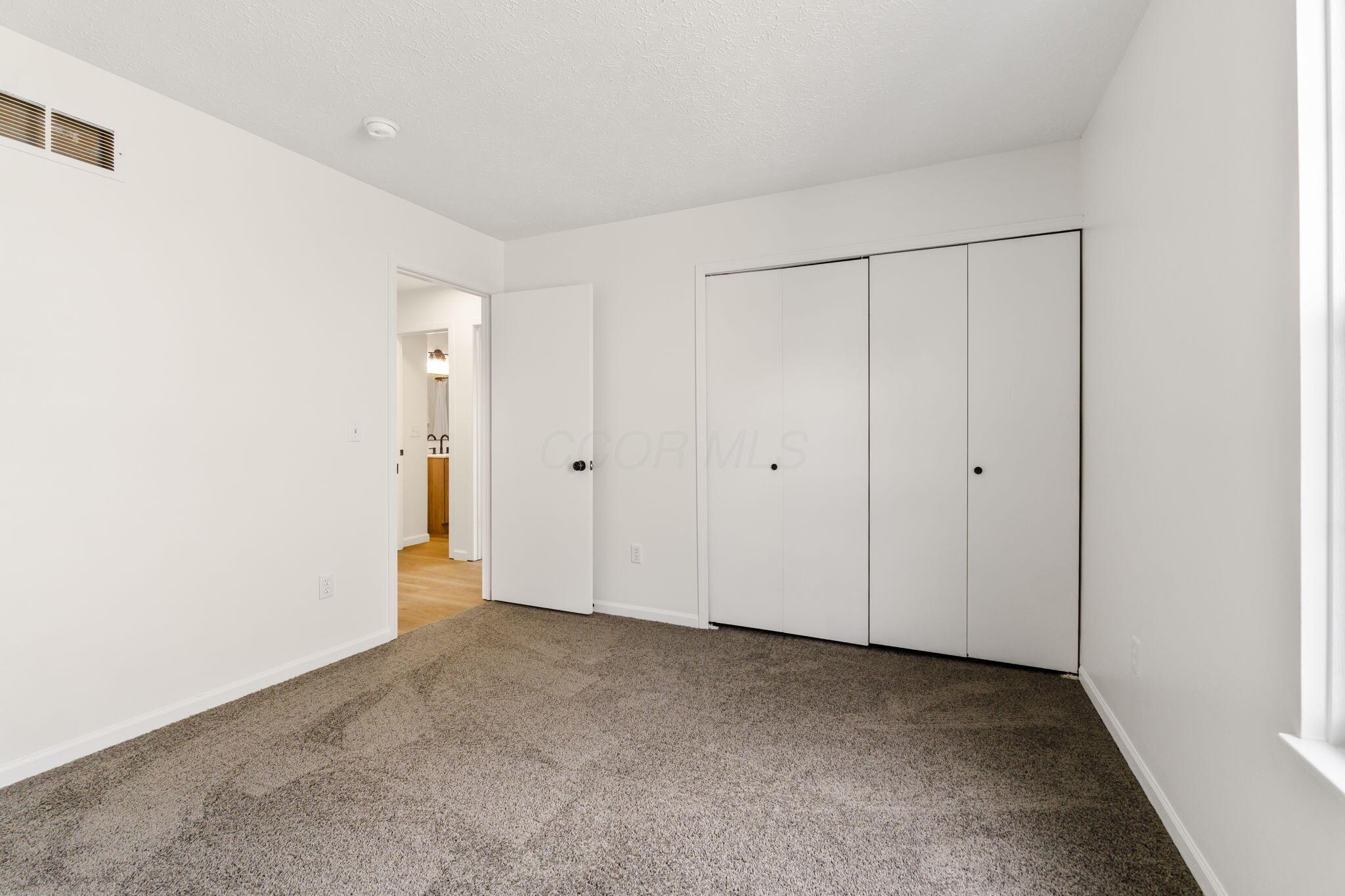 447 Courtland Lane, Pickerington, Ohio image 30