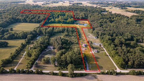 Photo of 6161 County Road 191, Marengo, OH 43334 (MLS # 226005109)