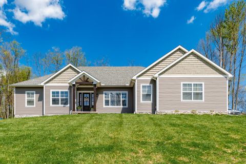 Photo of 13271 Cooperrider Road SE, Glenford, OH 43739 (MLS # 226012737)