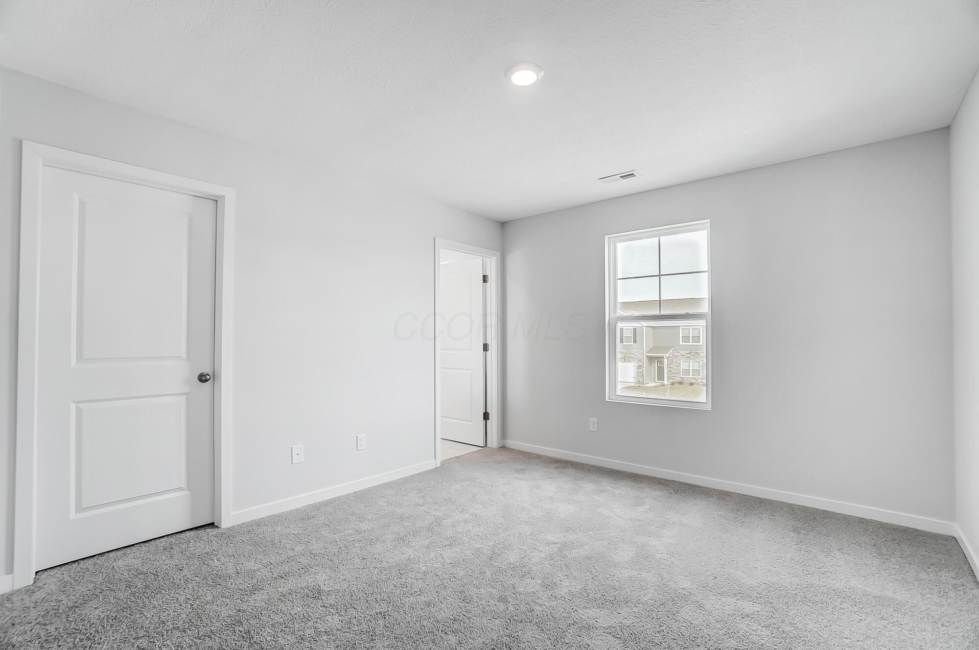 877 Sunny Vale Drive, Delaware, Ohio image 16