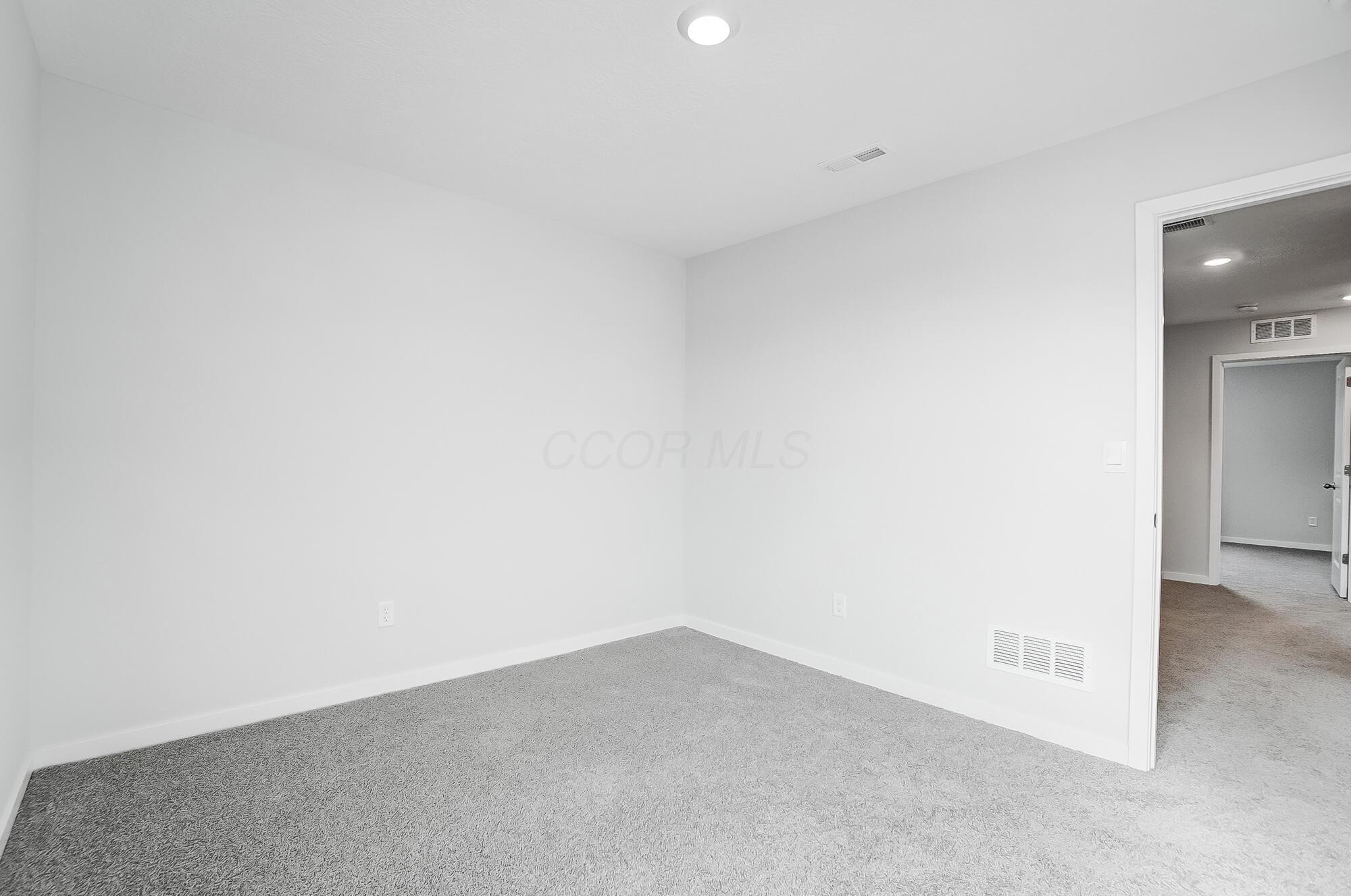 877 Sunny Vale Drive, Delaware, Ohio image 21