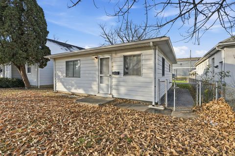 Photo of 1750 W Mound Street, Columbus, OH 43223 (MLS # 226001125)